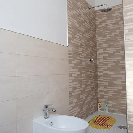 Hibiscus Guest house