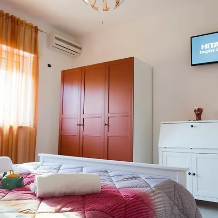 Hibiscus Guest house