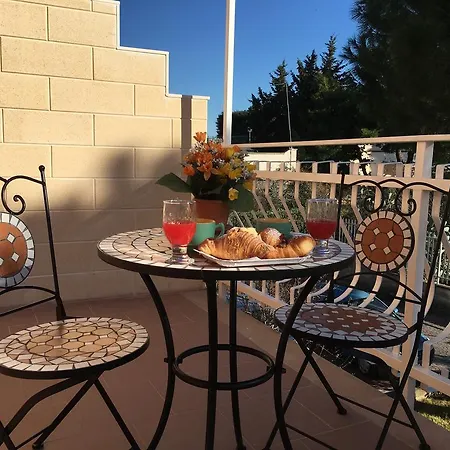 Hibiscus Guest house